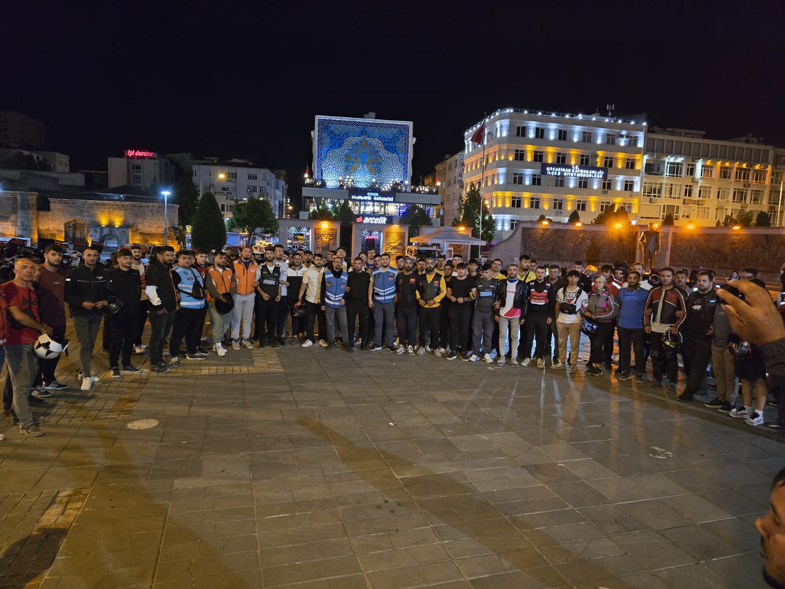 Ağır yaralanan kurye için Motosikletli Kuryeler Derneği farkındalık etkinliği düzenledi